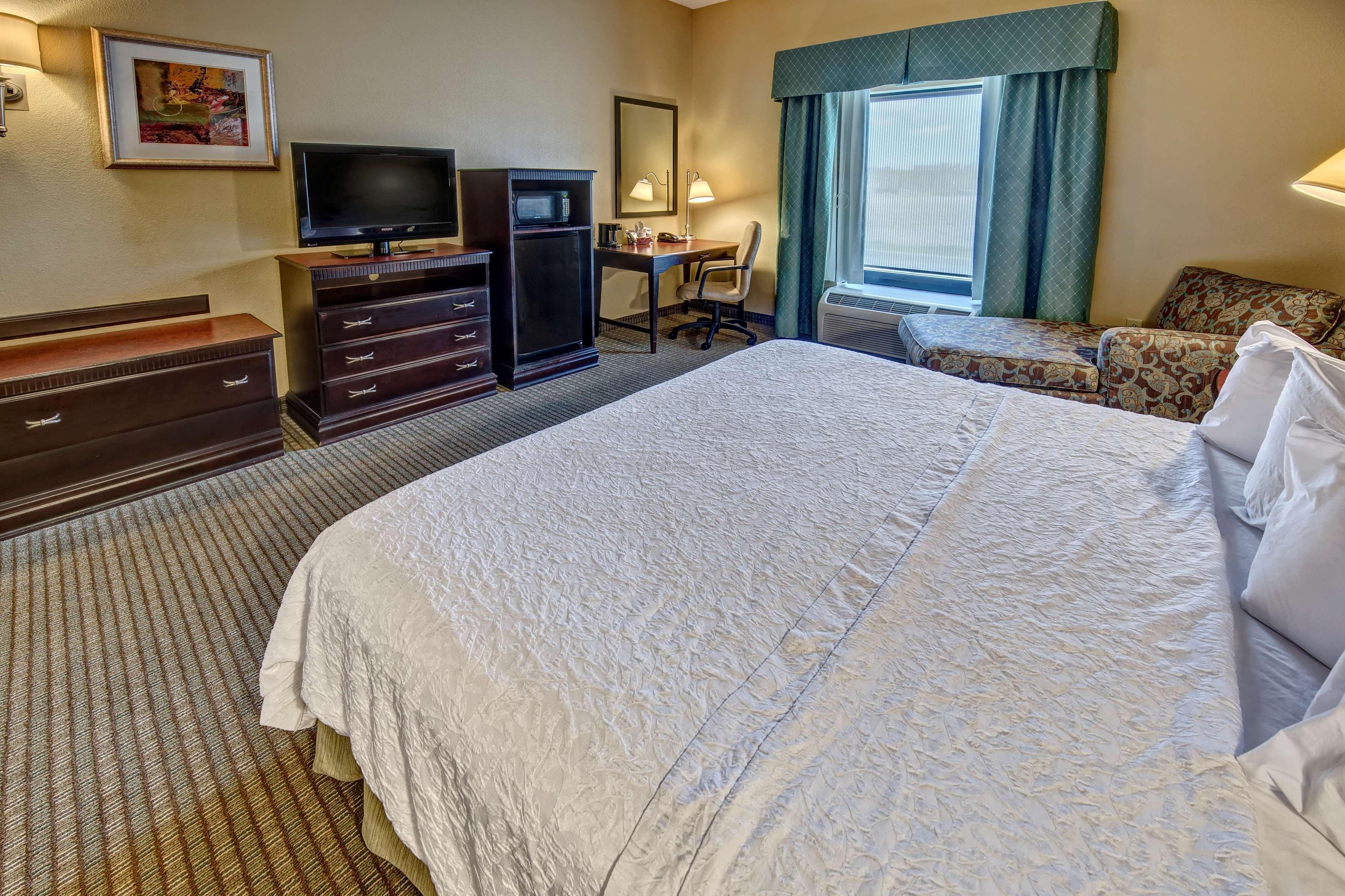 Hampton Inn Rochester - Irondequoit Bagian luar foto