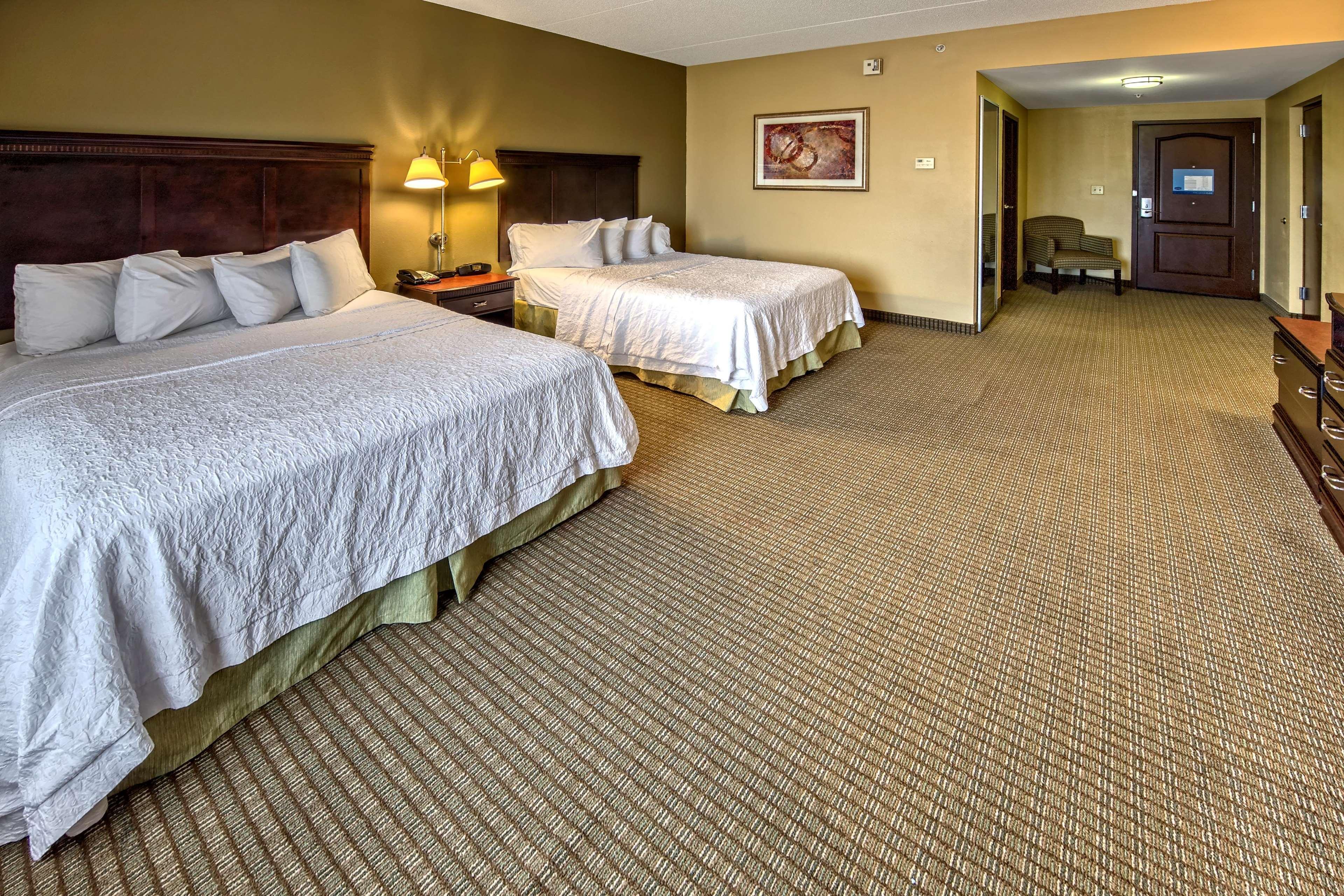 Hampton Inn Rochester - Irondequoit Bagian luar foto