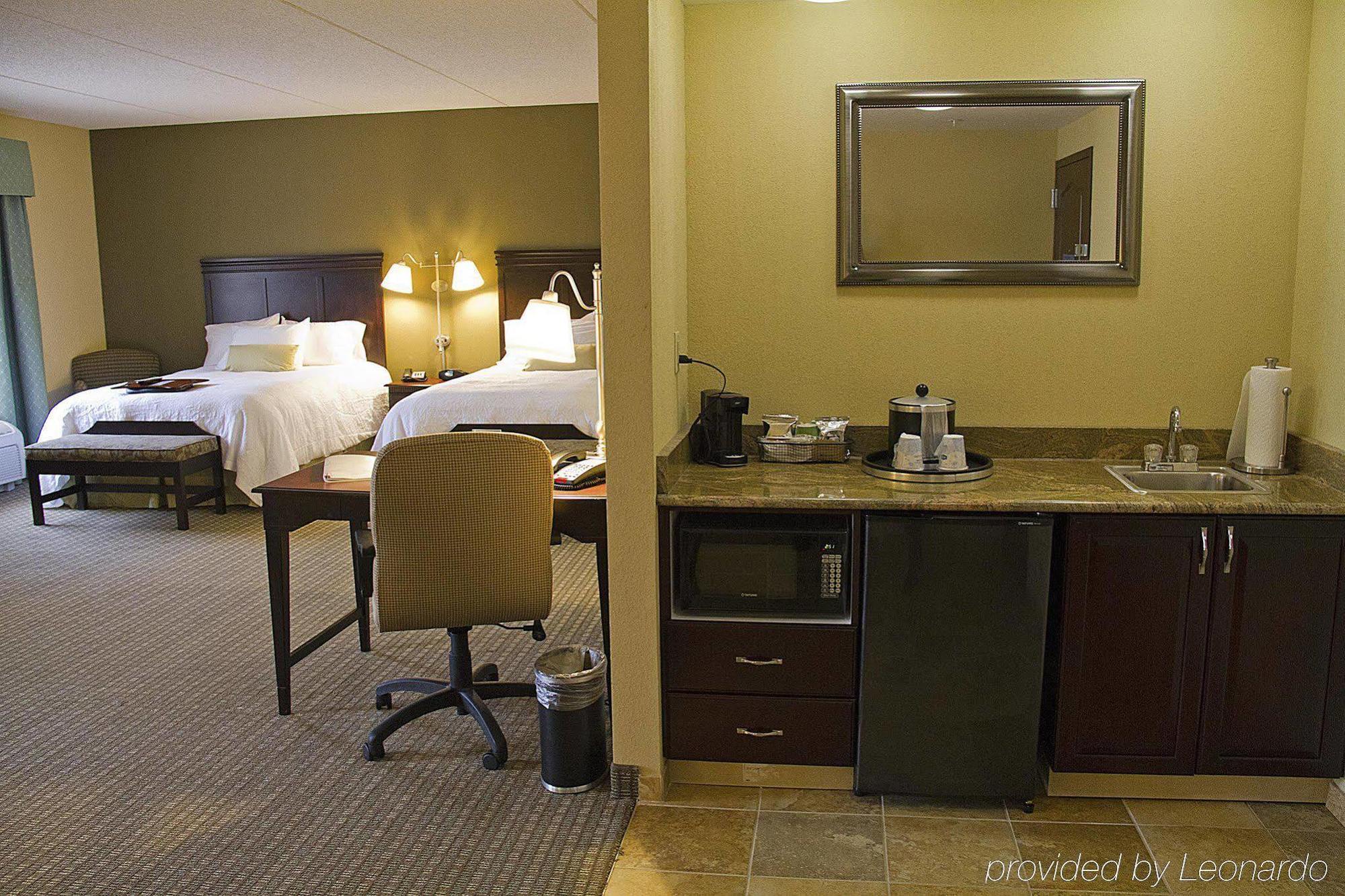 Hampton Inn Rochester - Irondequoit Ruang foto